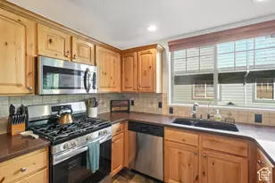 6010 N Fox Pointe Cir, Park City, UT 84098 - Photo 13