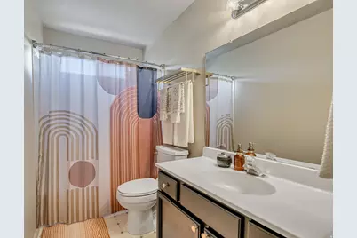 687 W 1900 N, Centerville, UT 84014 - Photo 13