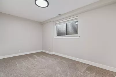 10261 S 3200 W, South Jordan, UT 84095 - Photo 43