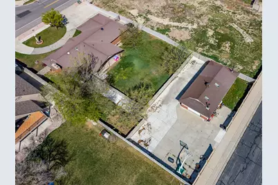 10261 S 3200 W, South Jordan, UT 84095 - Photo 7