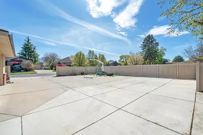 10261 S 3200 W, South Jordan, UT 84095 - Photo 55