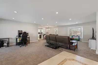 10261 S 3200 W, South Jordan, UT 84095 - Photo 11