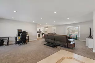 10261 S 3200 W, South Jordan, UT 84095 - Photo 11