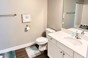 4708 W Sattler Ln, Riverton, UT 84096 - Photo 7