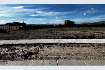 623 E 2475 N #5, North Logan, UT 84341 - Photo 5