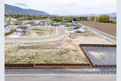 623 E 2475 N #5, North Logan, UT 84341 - Photo 17