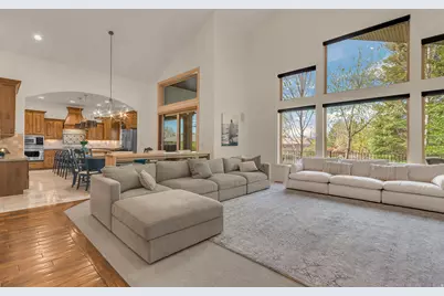 1584 E 11400 S, Sandy, UT 84092 - Photo 13