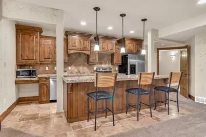 1584 E 11400 S, Sandy, UT 84092 - Photo 37