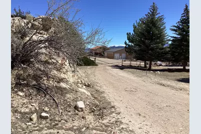 8 Red Cliff Cir, Manila, UT 84046 - Photo 3