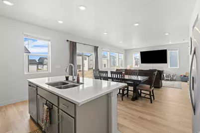 428 W 600 N #36, Tooele, UT 84074 - Photo 7