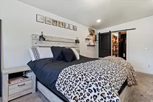 4374 S Fernwood Dr, Taylorsville, UT 84123 - Photo 13