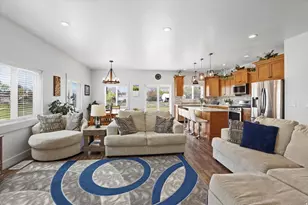 200 Birch St, Malad City, ID 83252 - Photo 7