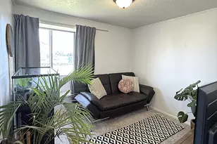 6042 W 5700 S, Hooper, UT 84315 - Photo 17