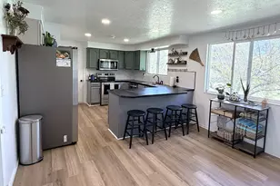 6042 W 5700 S, Hooper, UT 84315 - Photo 7