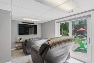 2490 E Dolphin Way, Cottonwood Heights, UT 84121 - Photo 25