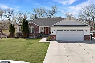 210 E 300 S, Castle Dale, UT 84513 - Photo 1