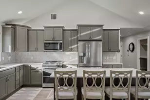 476 S Iron Shoe Ln E, Saratoga Springs, UT 84045 - Photo 5