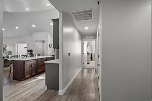 476 S Iron Shoe Ln E, Saratoga Springs, UT 84045 - Photo 19