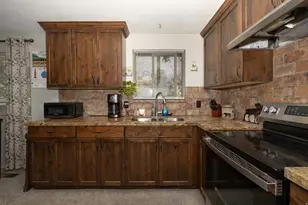 6712 S Somerset Dr, West Jordan, UT 84084 - Photo 13