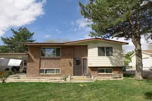 6712 S Somerset Dr, West Jordan, UT 84084 - Photo 3