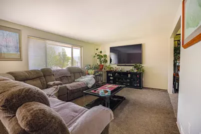 6712 S Somerset Dr, West Jordan, UT 84084 - Photo 9