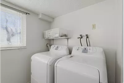 2755 N 1700 E, Layton, UT 84040 - Photo 25