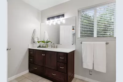12093 S Kings Crossing Way W, Riverton, UT 84065 - Photo 17