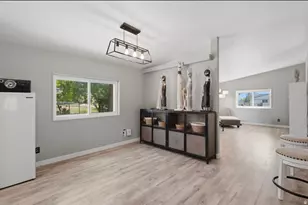 537 Kirk St, Layton, UT 84041 - Photo 3