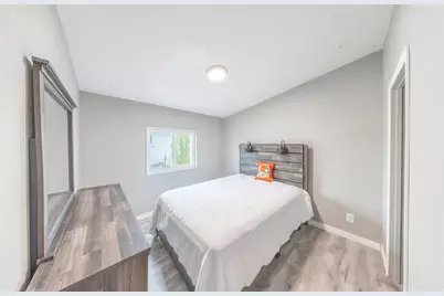 537 Kirk St, Layton, UT 84041 - Photo 3