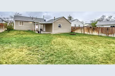 483 E East Utah, Tooele, UT 84074 - Photo 11