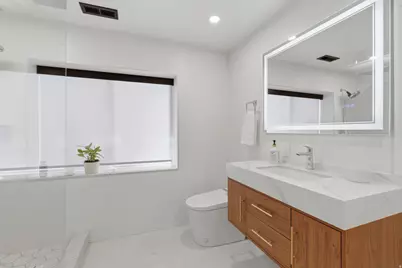 5845 S 1900 E, Holladay, UT 84121 - Photo 89