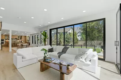 5845 S 1900 E, Holladay, UT 84121 - Photo 29