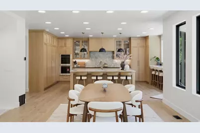 5845 S 1900 E, Holladay, UT 84121 - Photo 39