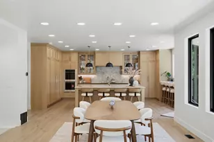 5845 S 1900 E, Holladay, UT 84121 - Photo 39