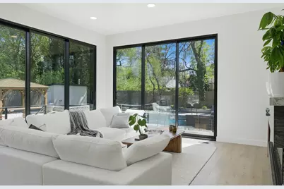 5845 S 1900 E, Holladay, UT 84121 - Photo 25