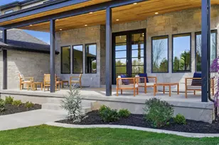 5845 S 1900 E, Holladay, UT 84121 - Photo 17