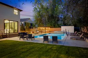 5845 S 1900 E, Holladay, UT 84121 - Photo 7