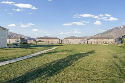 684 N 2560 E, Spanish Fork, UT 84660 - Photo 17