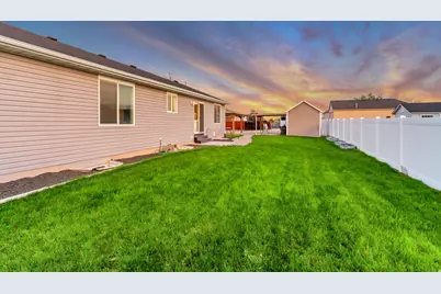 256 Worthington St, Grantsville, UT 84029 - Photo 27