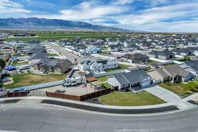256 Worthington St, Grantsville, UT 84029 - Photo 45