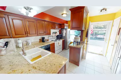 1386 W Telegraph Dr, Taylorsville, UT 84123 - Photo 5