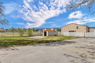 399 W Pacific Dr, American Fork, UT 84003 - Photo 27