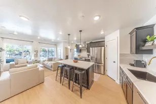 5842 N Jeeder Dr, Mountain Green, UT 84050 - Photo 7