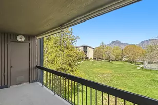 5019 S Beaverbrook Ln, Murray, UT 84117 - Photo 19