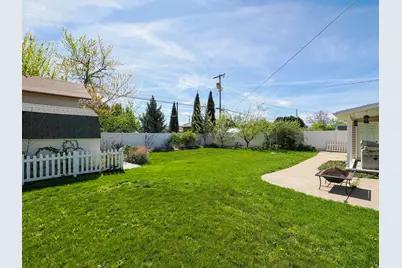 930 N Amethyst St, Layton, UT 84041 - Photo 47