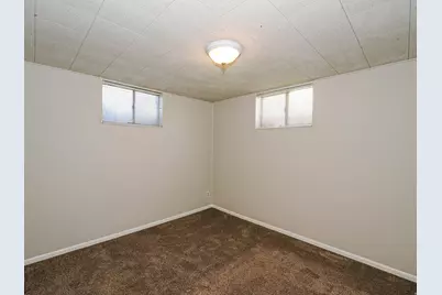 930 N Amethyst St, Layton, UT 84041 - Photo 41