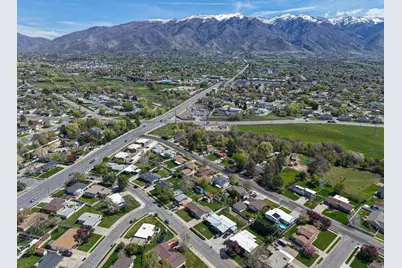 930 N Amethyst St, Layton, UT 84041 - Photo 55