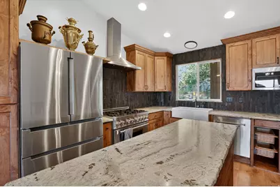 9314 N Canyon Rd, Cedar Hills, UT 84062 - Photo 19