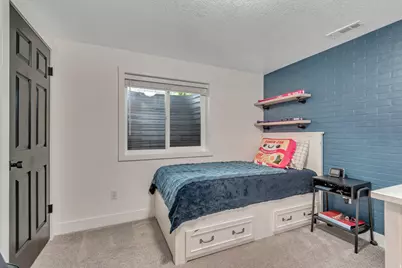 1026 W 450 S, Layton, UT 84041 - Photo 11