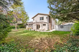 3528 E Country Hollow Dr, Cottonwood Heights, UT 84121 - Photo 33